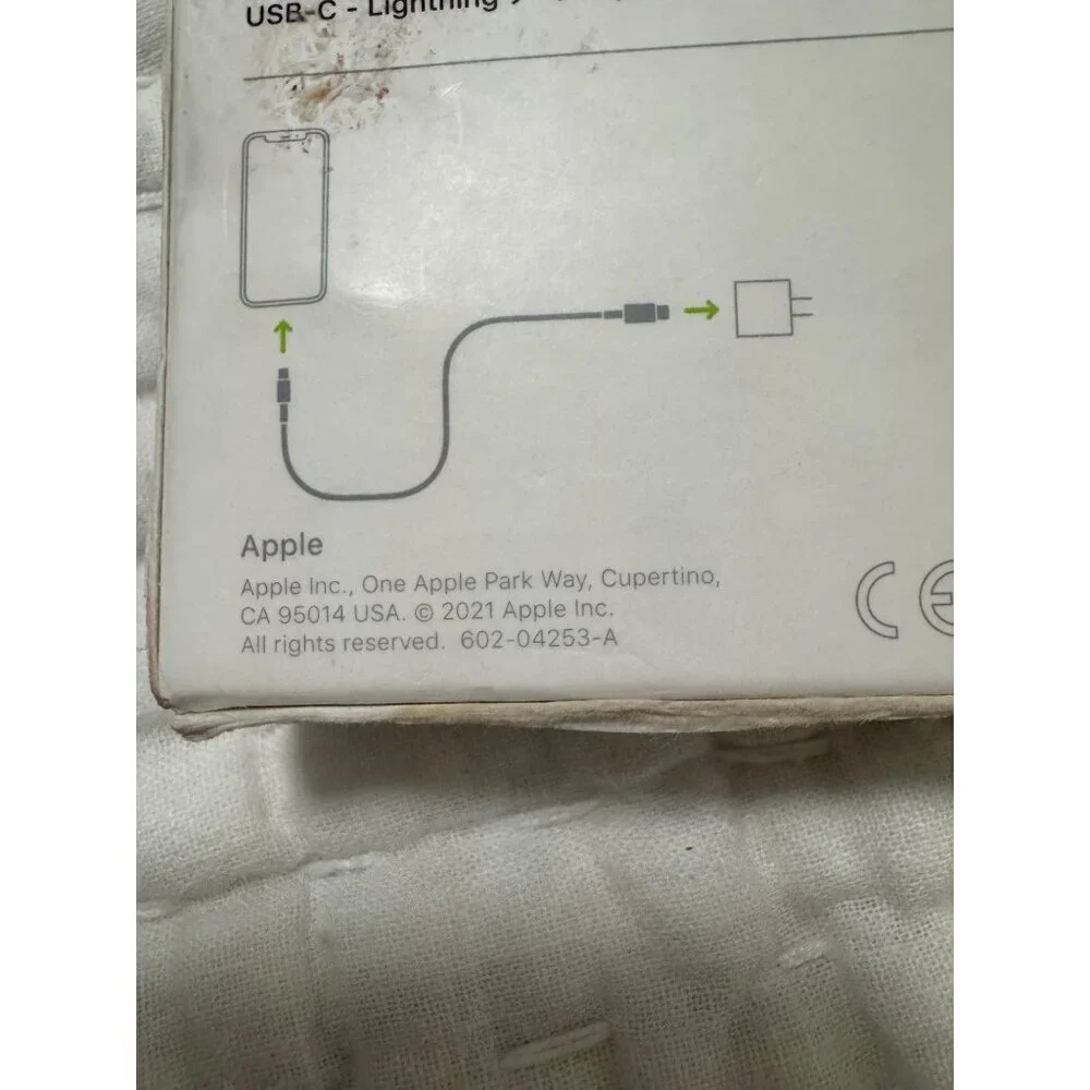 Apple USB-C to Lightning Cable 2m White NWB
